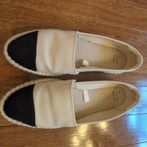 Business casual shoes